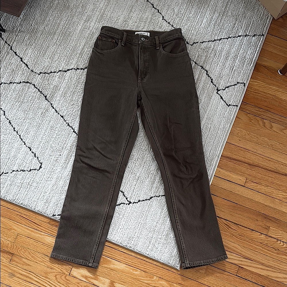 Abercrombie 90s Straight Ultra High Rise
